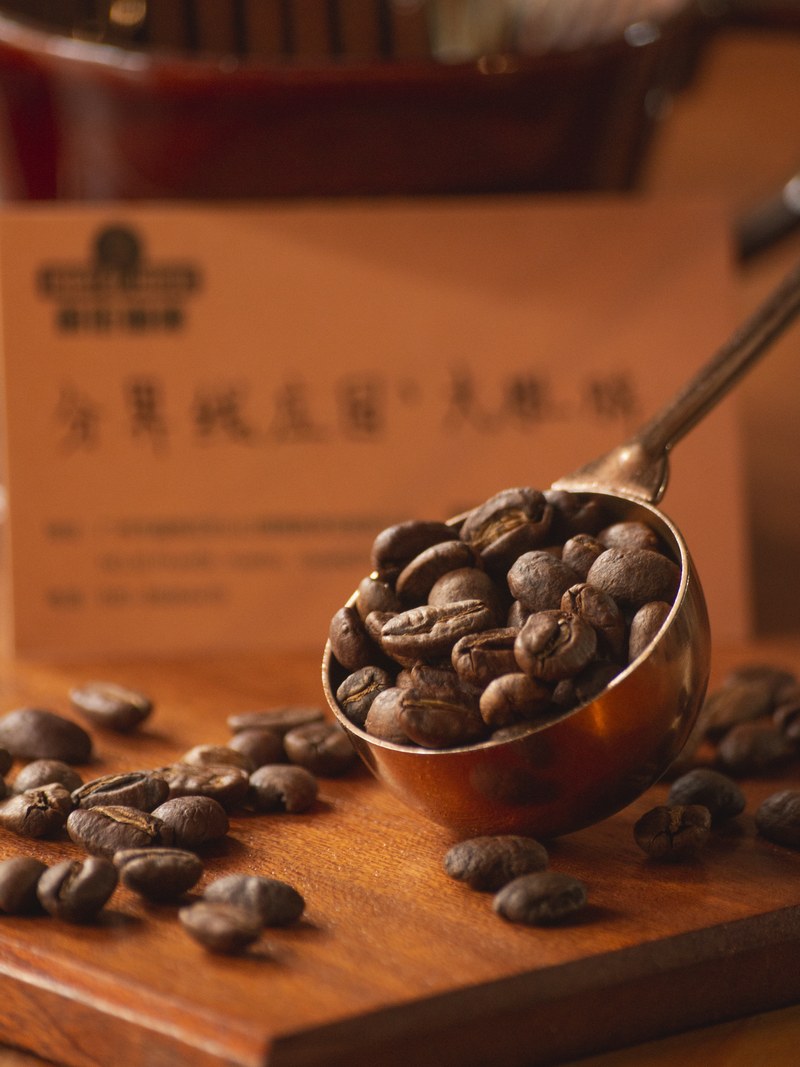 挑一支发酵感咖啡，先看风味描述里的酒