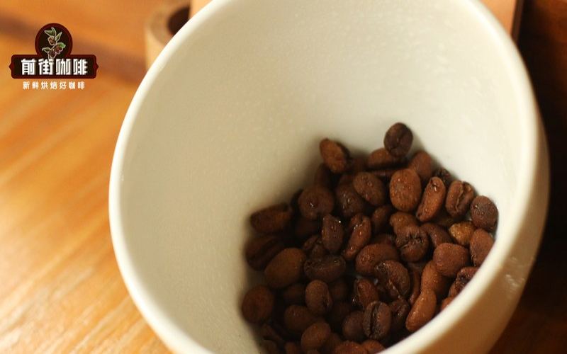 How to Choose Chocolate-Flavored Coffee Beans: Pick the Right Roast Level for Your Taste