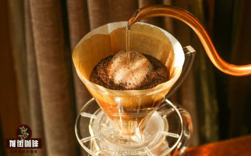 Pour-over Coffee Brewing Techniques | How Important Is Blooming to Pour-over Coffee? How Much Water and How Long for Coffee Blooming? How to Judge the Blooming Process?