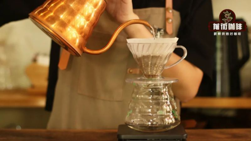 在家冲泡单品手冲咖啡的完整教程：从器具准备到萃取控制的实操要点