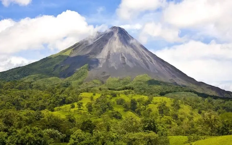 探秘哥斯达黎加西部山谷：蓝色火山庄园咖啡种植全解析