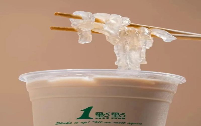 喜茶黑糖啵啵换种喝法：两元小料加鲜奶，自制迷你珍珠牛乳值不值？