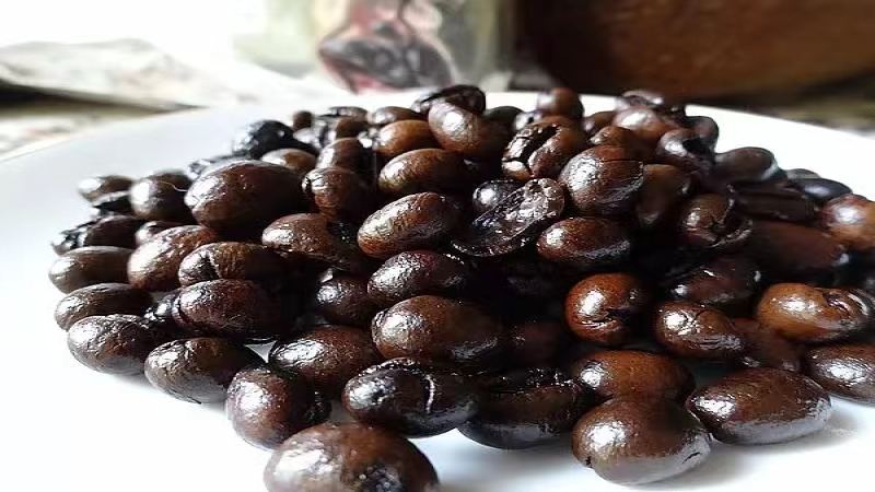 猫屎咖啡风味特点与口感全解析：野生与人工饲养的差异对比