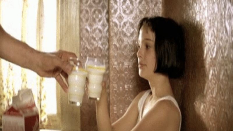 娟姗奶为何价格高昂？用它制作拿铁与Dirty的实测体验报告
