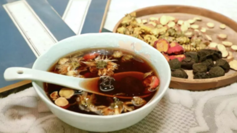 中药茶饮热潮下的真实经营困境：加盟月亏三万，配方与口感难题待解