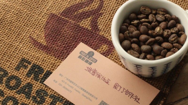 Recommend a few light-roast coffee beans suitable for pour-over: balancing budget and drinking frequency