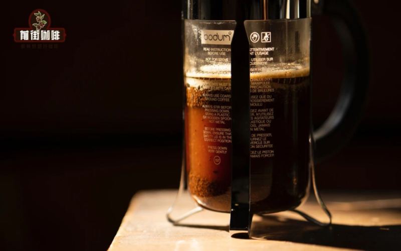 Home Coffee Maker Introduction | French Press or Moka Pot: Which Is Better for Coffee Beginners? Which Coffee Beans Are Suitable for French Press Brewing? How Do You Make Moka Pot Coffee?

