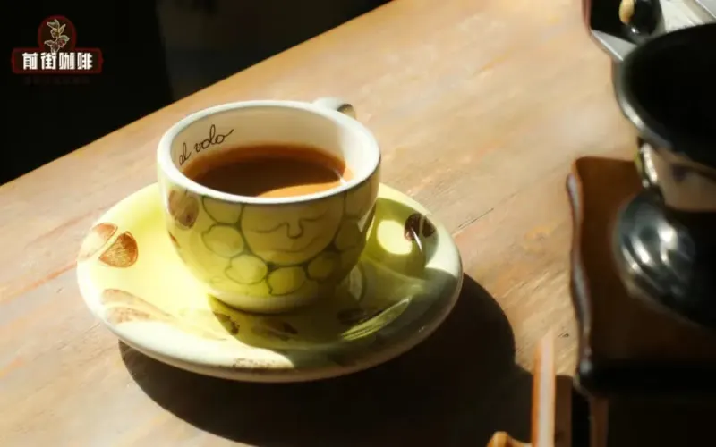 意式浓缩咖啡怎么喝才对？粉液比、Espresso由来与正确品鉴方式详解