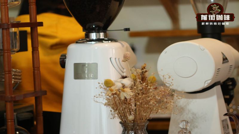 How to Determine the Caffeine Content of Americano? A Full Guide to the Differences Between Iced and Hot Americano and How to Make It at Home