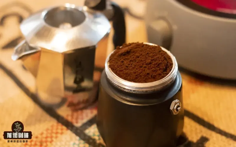摩卡壶咖啡需要压粉吗？搭配哪款咖啡豆做拿铁更合适
