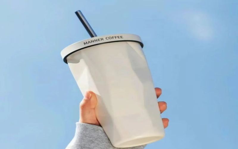 Manner不锈钢吸管杯新增银色款，上线不足半天遭集体吐槽杯盖掉漆