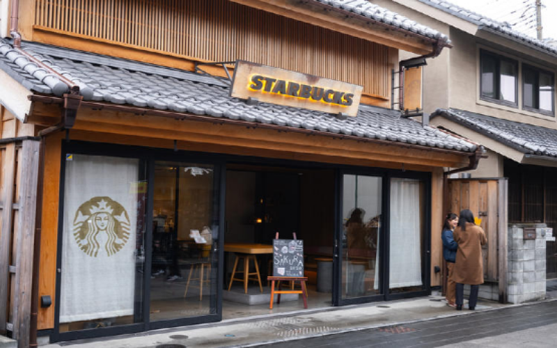 星巴克日本门店将启用玻璃杯服务堂食冷饮，环保步伐再进一步