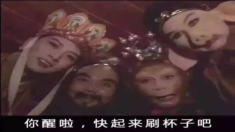 打发奶泡时空喷蒸汽的作用是什么？制作拿铁拉花前的关键操作细节