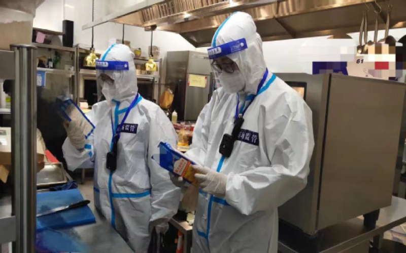 上海多家网红咖啡馆因食品安全违规被立案，复工背景下过期原料问题集中暴露