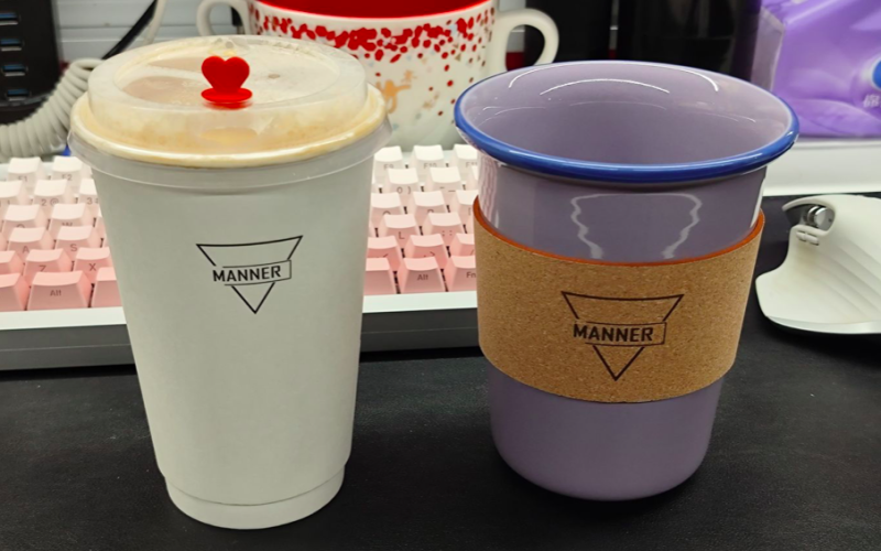 Manner送杯活动频繁引发员工疲惫，门店爆单压力与反馈机制受质疑