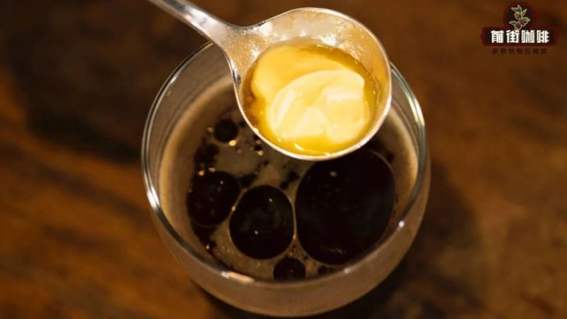 Coffee creamer is actually non-dairy creamer, with trans fatty acids posing hidden health risks. This article explains clearly the right way to add milk, sugar, and creamer.