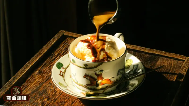 阿芙佳朵Affogato详解：从冰淇淋与浓缩的搭配到经典做法要点
