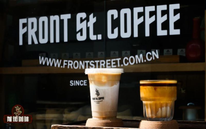 夏日冰拿铁自制教程：前街黑可可拼配意式豆风味解析