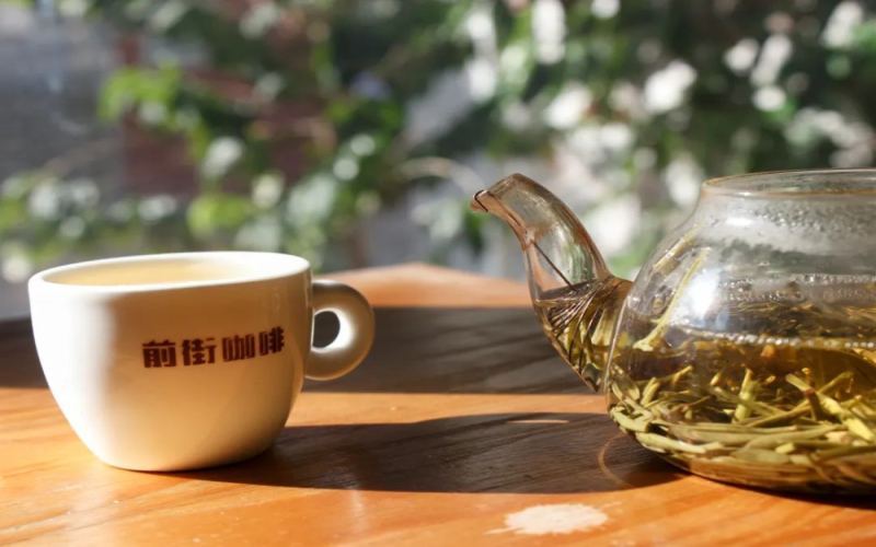 手冲咖啡的茶感从何而来？解析咖啡风味中茶韵的形成与品鉴