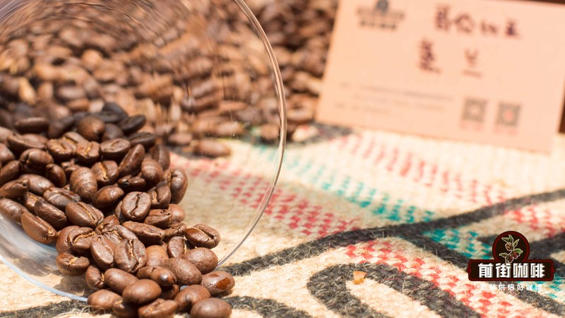 How to Choose a Pour-Over with Floral and Fruity Notes: A Flavor Guide from Light to Medium Roast