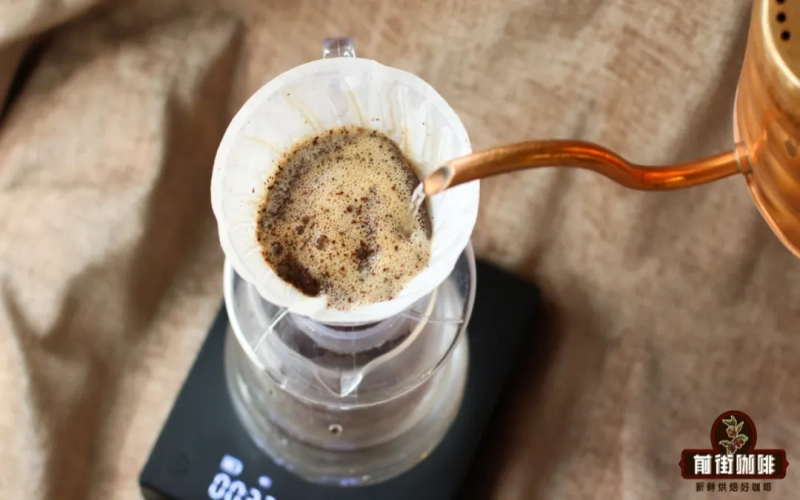 手冲咖啡分段注水有何原理与优势？注水比例及灵活调整方法全解析