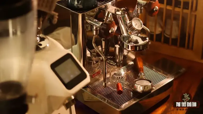How to Choose Beans and Operate a Fully Automatic Coffee Machine? Eight Front Street Coffee Bean Recommendations and a Detailed Guide to Home Machine Brewing Steps