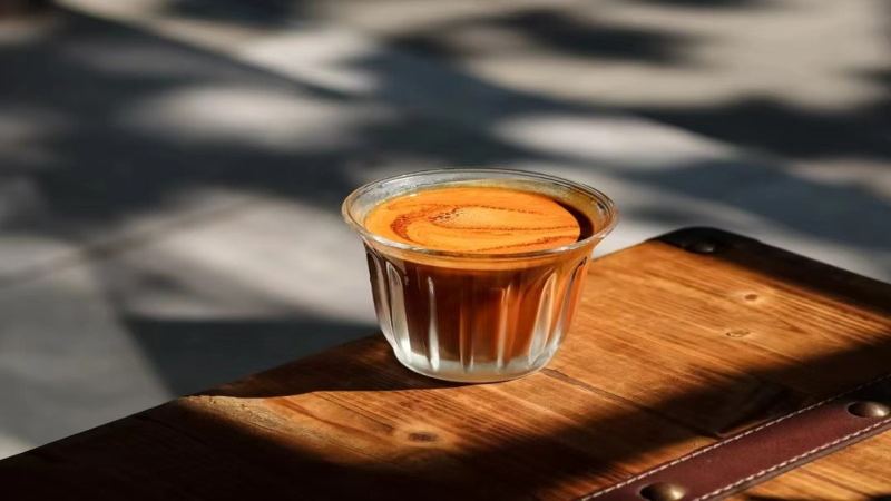 How to Choose Espresso Beans for Home: The Difference in the Cup Across Light, Medium, and Dark Roasts

