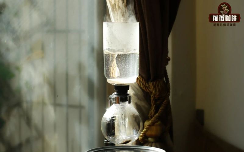 虹吸咖啡研磨度多少合适？粉水比、搅拌手法与冲煮时间完整解析