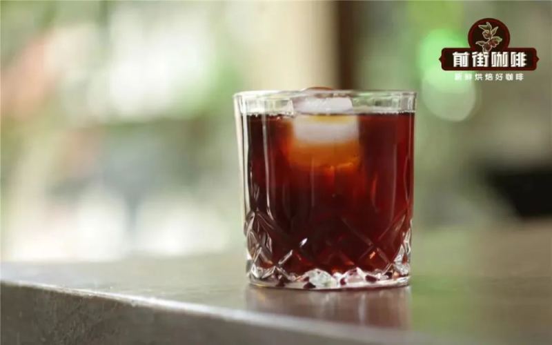 Homemade Iced Coffee | How to Easily Make Delicious Cold Brew Coffee? Can Cold Brew Be Extracted at Room Temperature? How Long Does Prepared Cold Brew Stay at Its Best?

