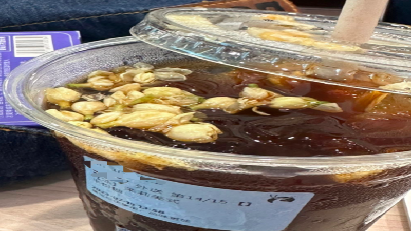 瑞幸茉莉花香美式重新上架，浓烈茉莉香引两极评价