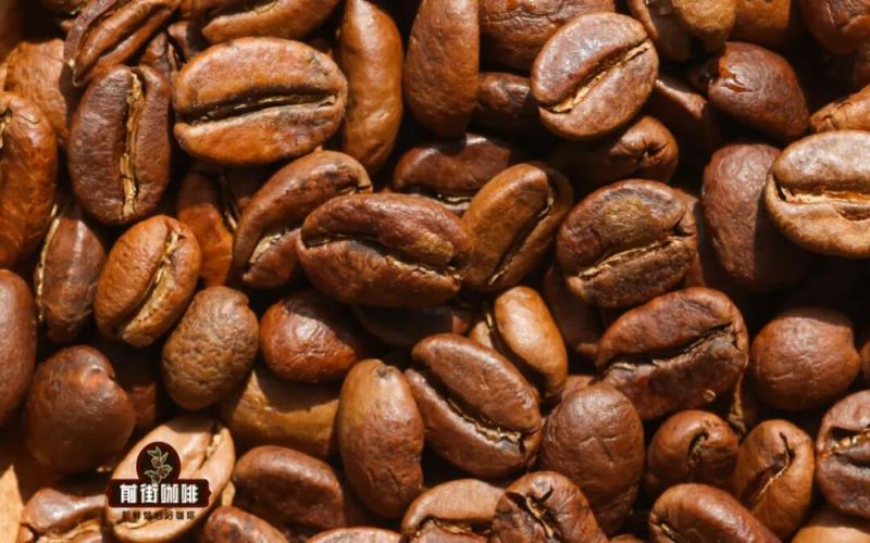 Espresso Making | Why do coffee shops need to dial in espresso every day when they open? How do changes in coffee bean condition affect the taste of espresso?
