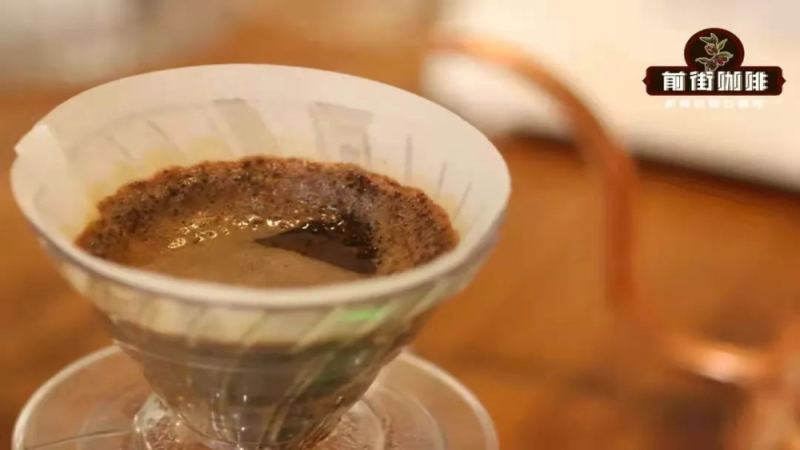 手冲咖啡浓淡失衡的原因与调整技巧：旁路法稀释与杯色影响风味感知