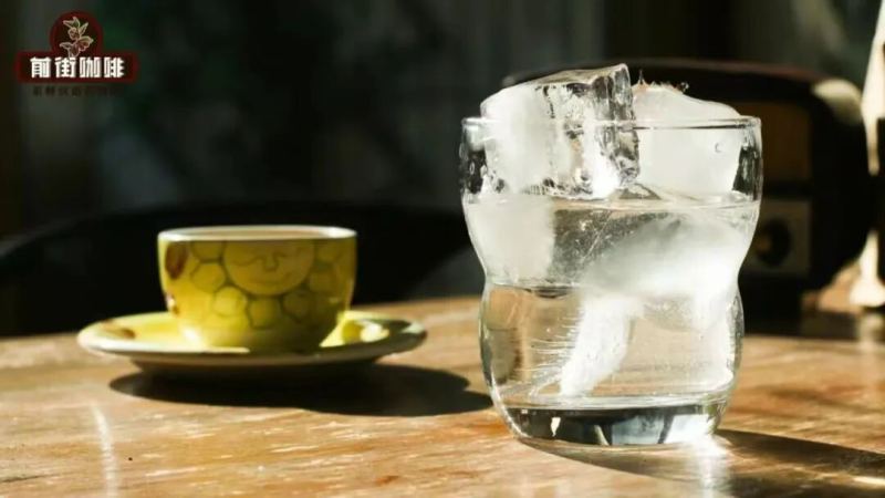 Espresso Coffee Tasting | What's the Etiquette for Drinking Espresso? What Techniques Are There for Tasting Espresso?
