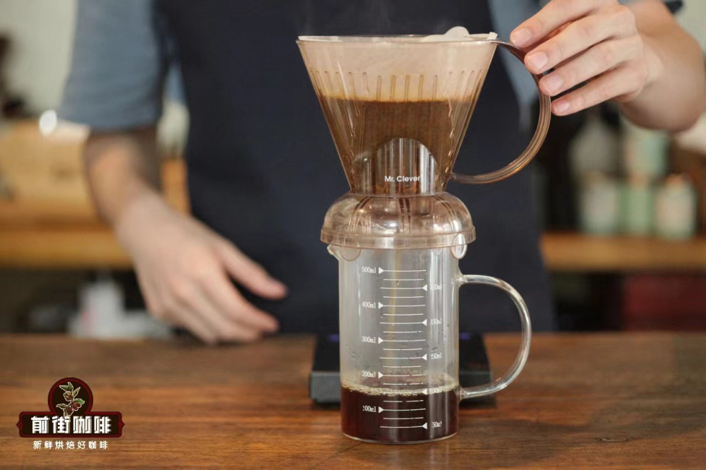 Smart Cup vs. Pour-Over Dripper: How Beginners Can Master Steeping Time and Grind Parameters